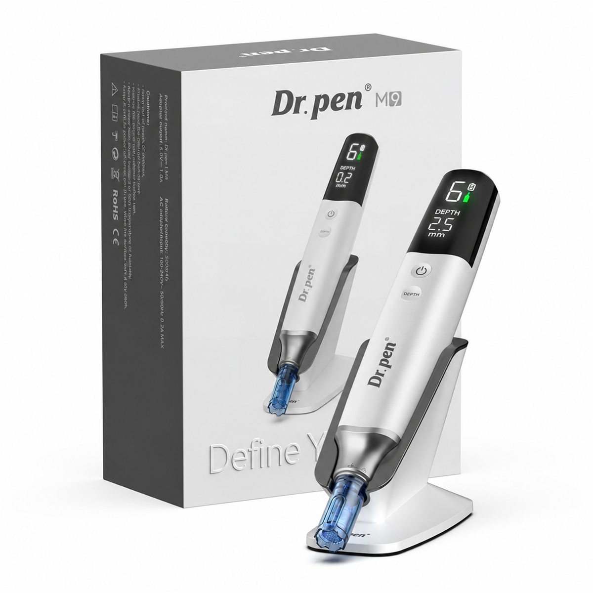 Dr. Pen M9 bianco sul supporto accanto alla scatola del prodotto originale